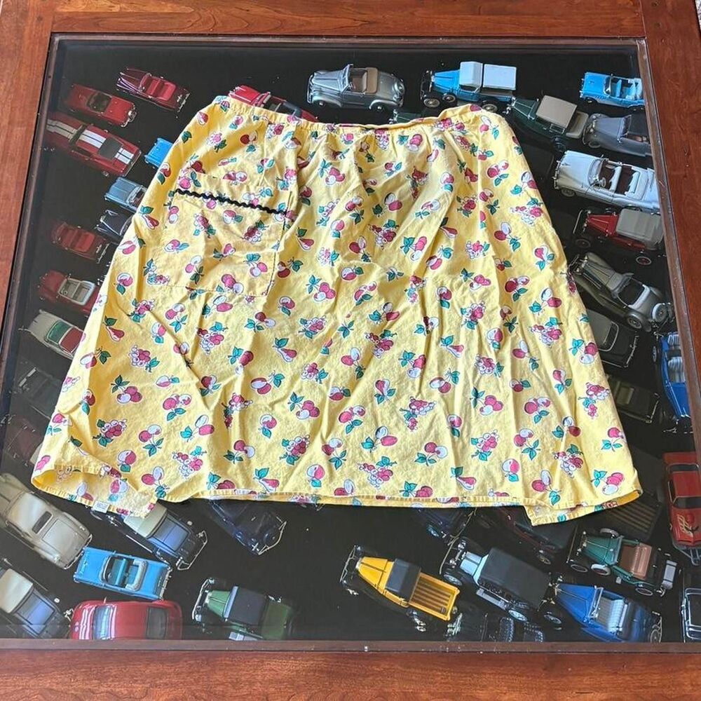 Vintage Fruit Pattern Apron 1970s Yellow Red Cherry Peach Grapes Apple Retro